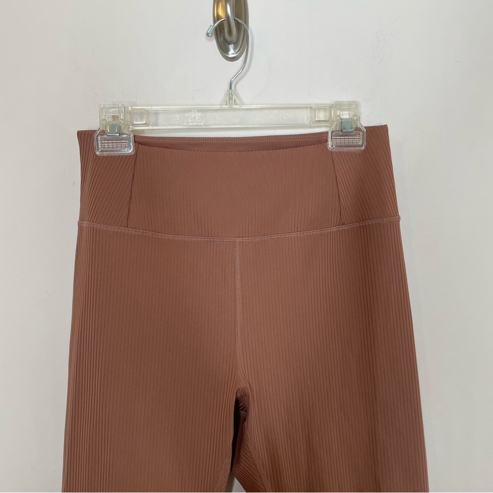 Girlfriend Collective Rib High Rise 7/8 Legging Rye Brown Large - Picture 3 of 6